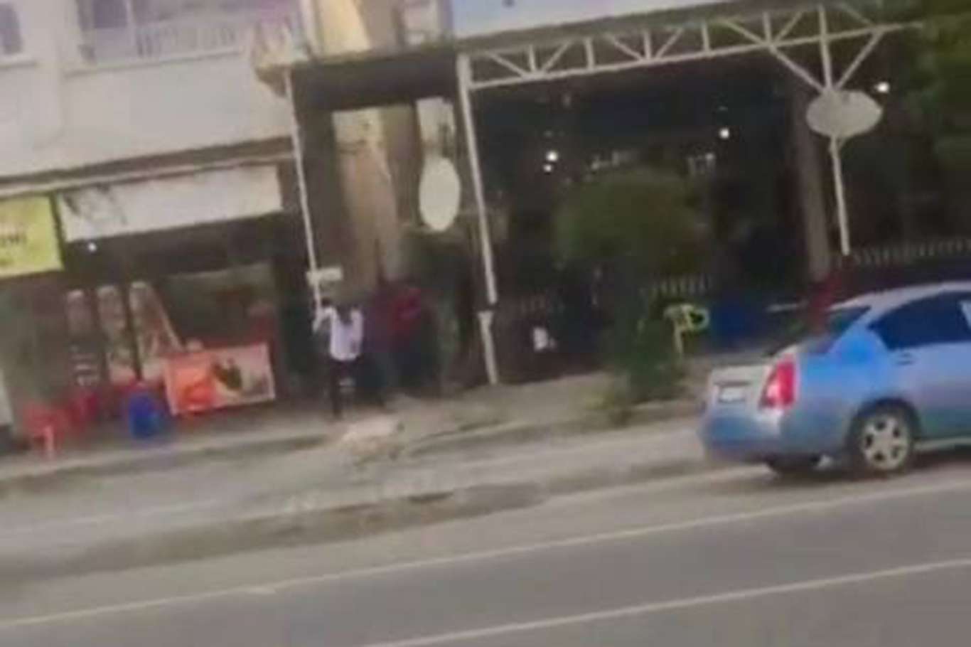 Diyarbakır'da 1 kişinin öldüğü 5 kişinin de yaralandığı anlar kamerada